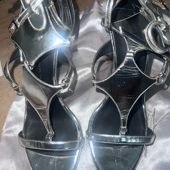 Giuseppe zanotti - Picture 2 of 9